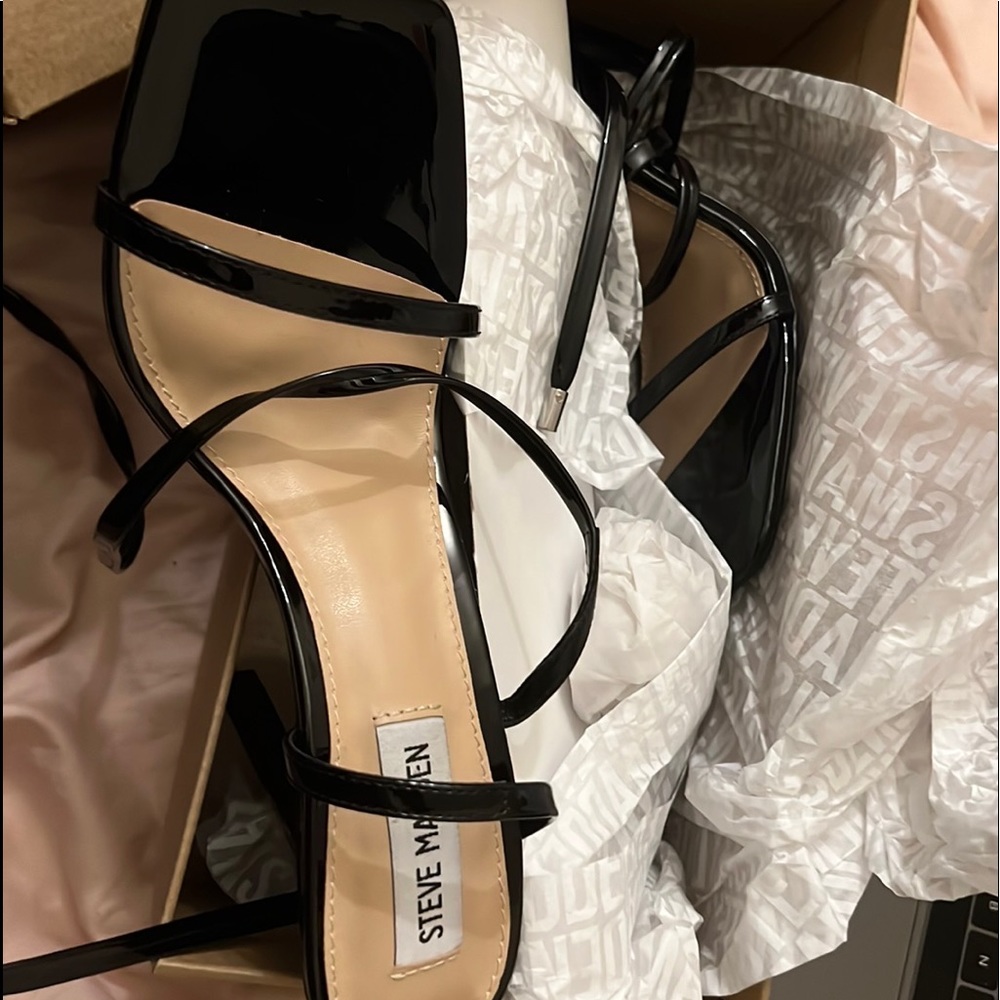 Black patent lace up shoes